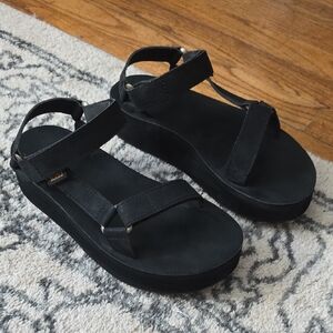 TEVA Flatform Universal Up Leather
